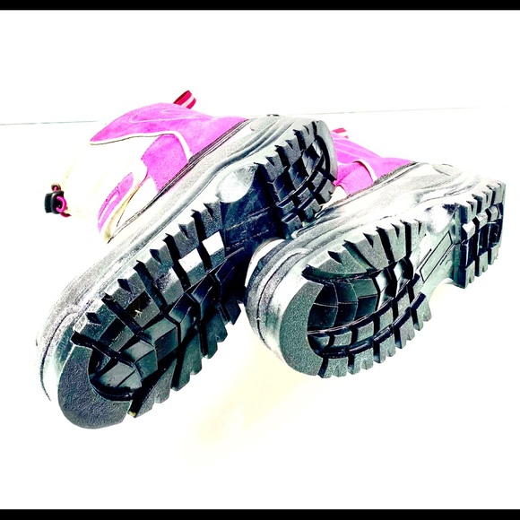 Totes - Picture 12 of 13